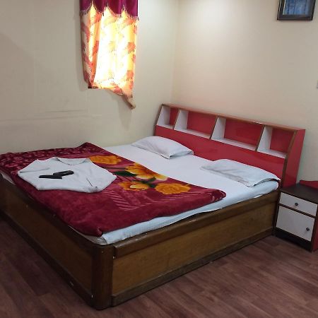 Hotel Green Land Μπανγκαλόρ Εξωτερικό φωτογραφία